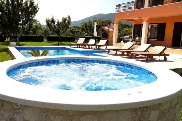 Villa, Birden Çok Yatak