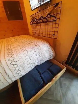 Kulübe, 1 En Büyük (King) Boy Yatak