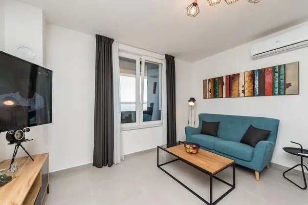Villa (Four Bedroom Villa)