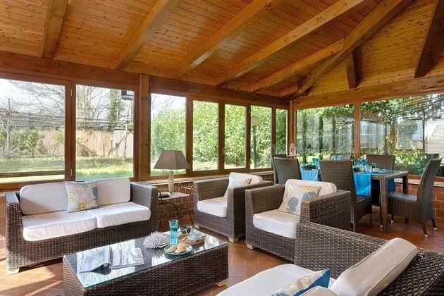 Villa, 4 Yatak Odası, Şömine
