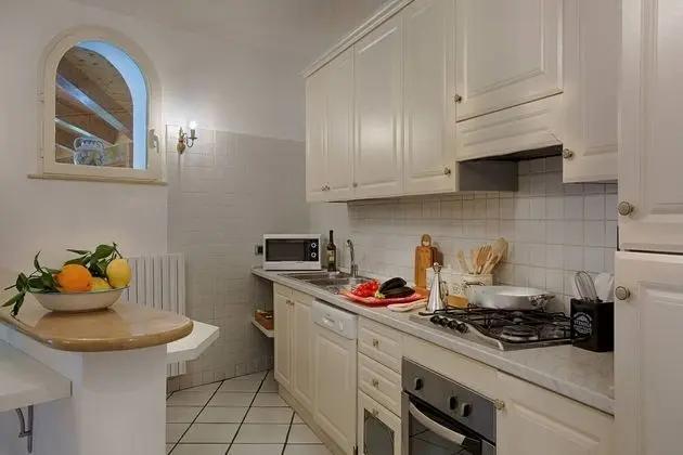 Villa, 4 Yatak Odası, Şömine
