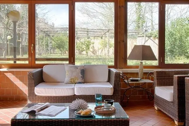 Villa, 4 Yatak Odası, Şömine