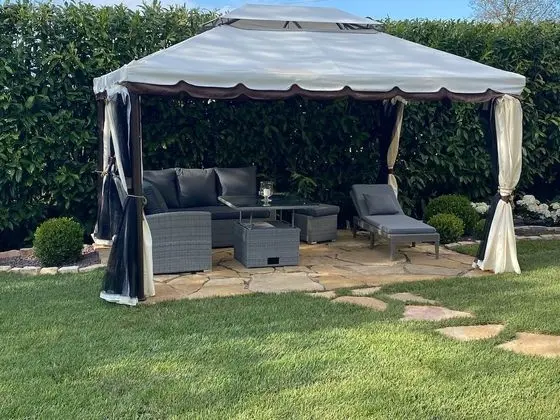 Villa, 4 Yatak Odası, Şömine