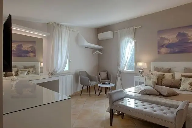 Villa, 4 Yatak Odası, Şömine