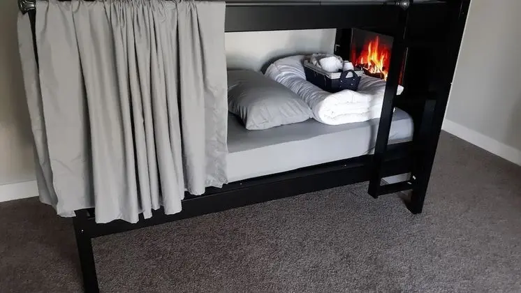 Luxury Ortak Ranzalı Oda