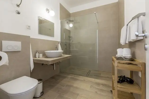 Villa, 4 Yatak Odası, Kişiye Özel Havuzlu