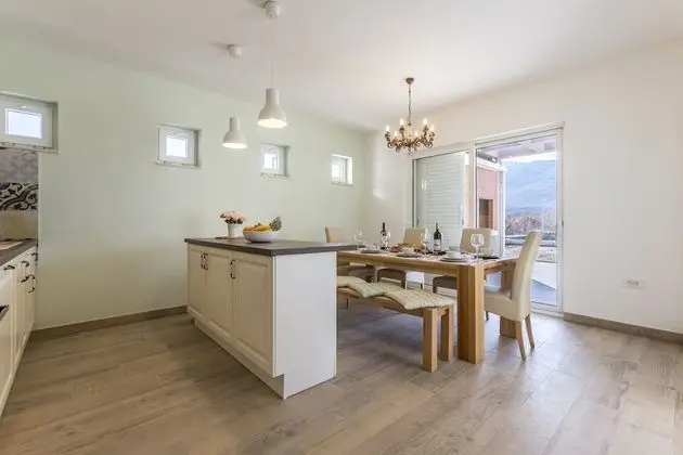 Villa, 4 Yatak Odası, Kişiye Özel Havuzlu