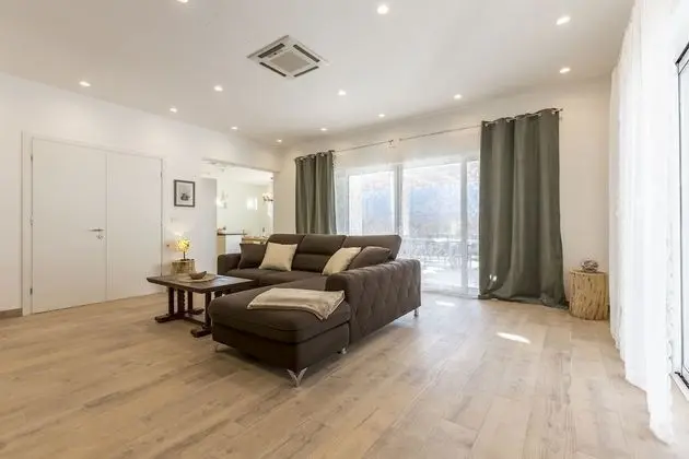 Villa, 4 Yatak Odası, Kişiye Özel Havuzlu