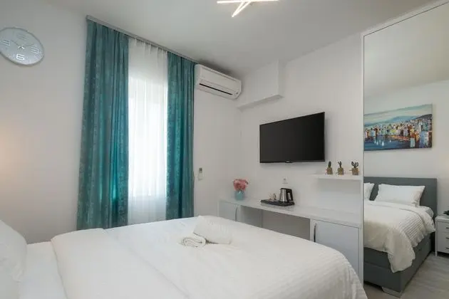 Deluxe Tek Büyük veya İki Ayrı Yataklı Oda