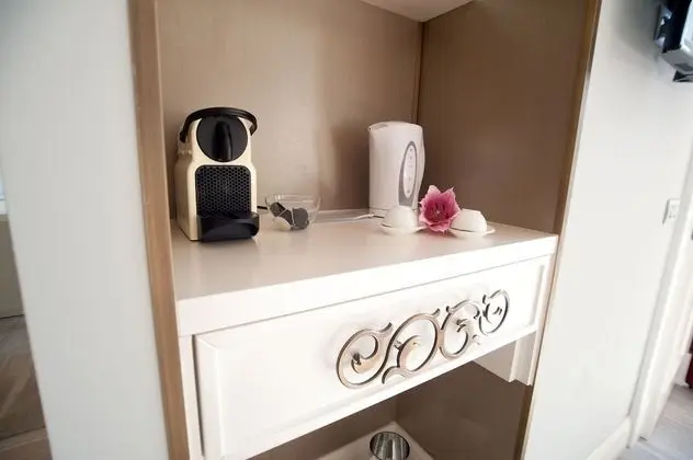 Standard Tek Büyük Yataklı Oda, Balkon, Şehir Manzaralı