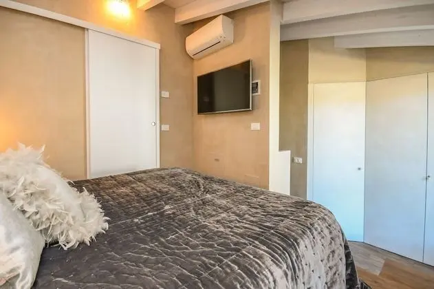 Deluxe Çatı Katı (Loft), Teras (303)