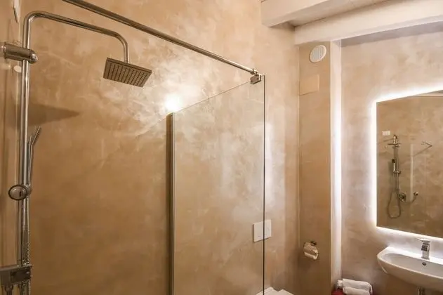 Deluxe Çatı Katı (Loft), Teras (303)