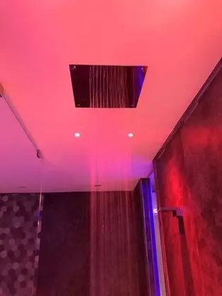 Deluxe Süit, Jakuzi