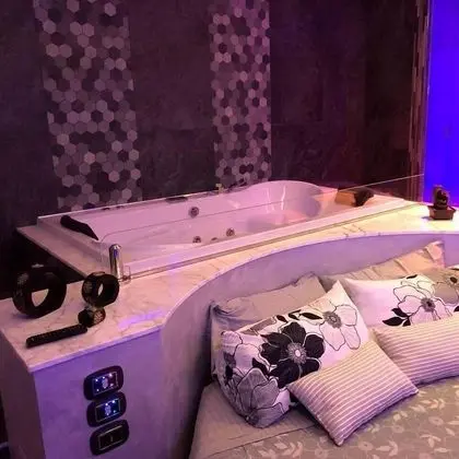 Deluxe Süit, Jakuzi