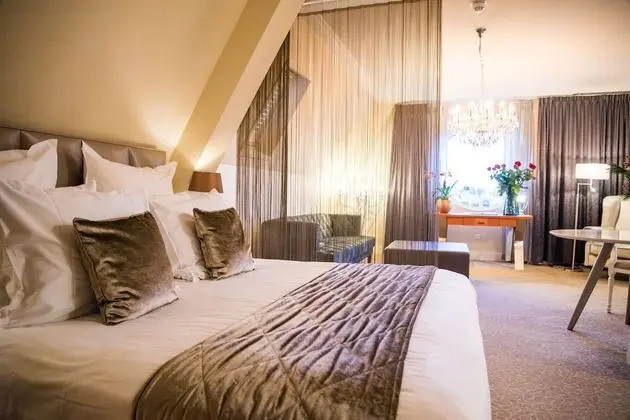 Imperial Suite Canal View, 1 King Bed, Non Smoking, Kitchen