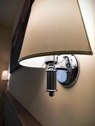 Premium Tek Büyük Yataklı Oda