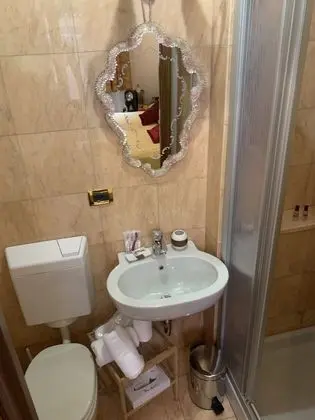 Economy Sıra Ev, 1 Büyük (Queen) Boy Yatak