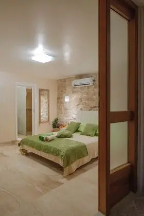 Deluxe Apart Daire (Ground Floor)