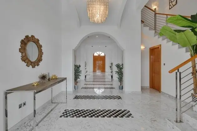 Villa