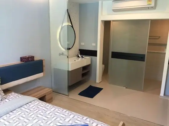 2 Bedrooms Apartment with Pool View