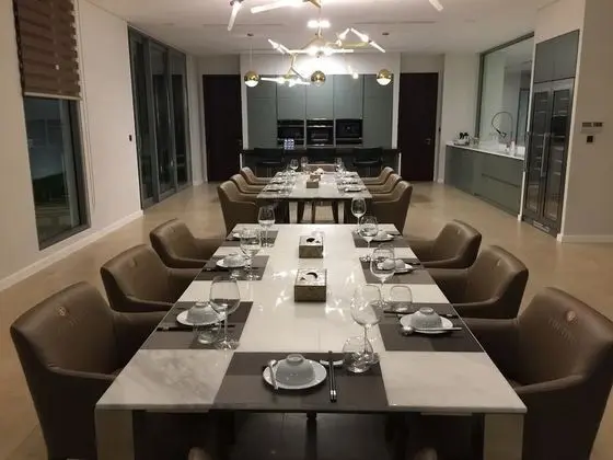 Luxury Villa (8 Bedrooms)