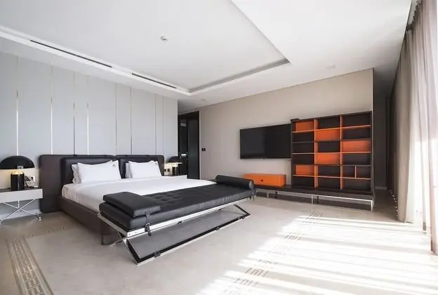 Luxury Villa (8 Bedrooms)
