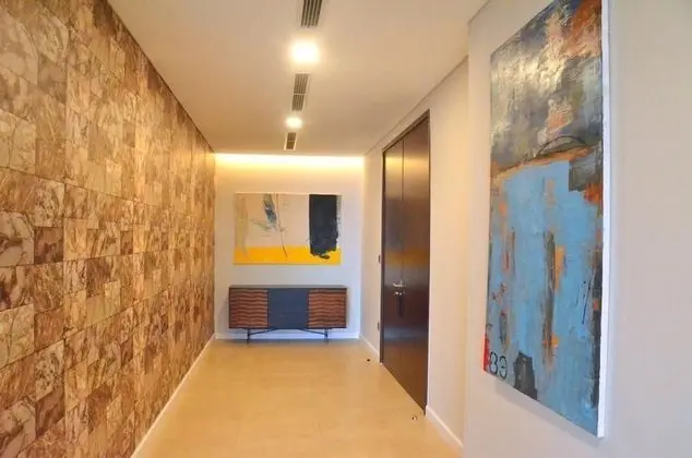 Luxury Villa (8 Bedrooms)