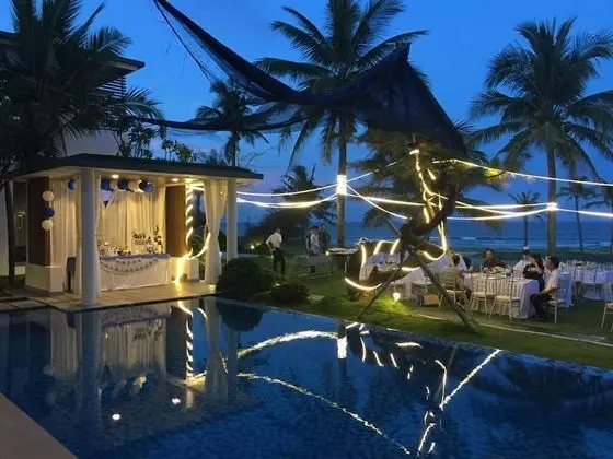 Luxury Villa (8 Bedrooms)