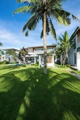 Luxury Villa (8 Bedrooms)