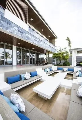 Luxury Villa (8 Bedrooms)