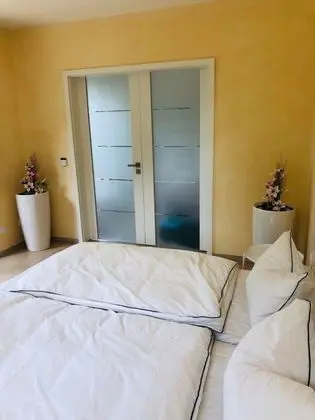 Luxury Villa (incl. cleaning fee 40 EUR per person)