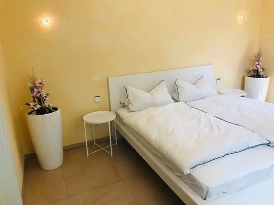 Luxury Villa (incl. cleaning fee 40 EUR per person)