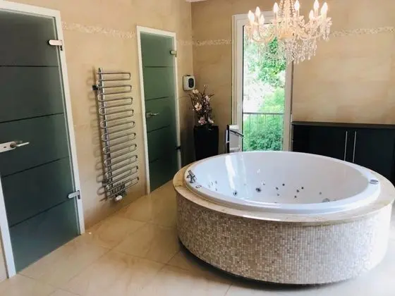 Luxury Villa (incl. cleaning fee 40 EUR per person)