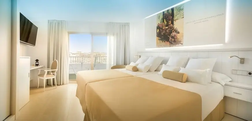 Oda (Residence Supreme 2 adults + 2 child)