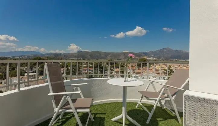 Oda (Residence Supreme 2 adults + 2 child)