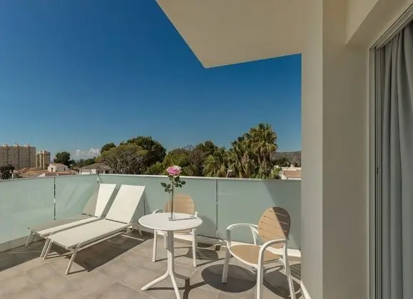 Oda, Teras (Club Solarium 3 adults)