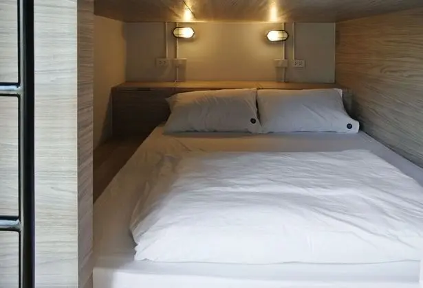 Capsule Double (Share Bathroom)