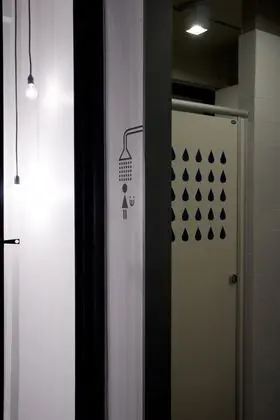 Capsule Double (Share Bathroom)