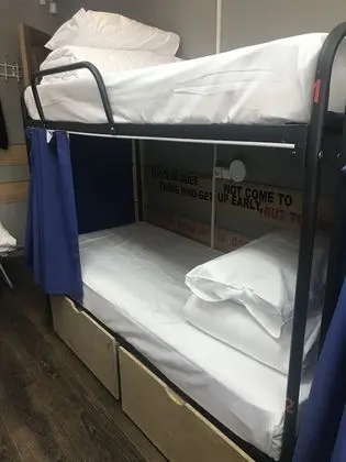 Economy Ortak Ranzalı Oda, Sadece erkekler için