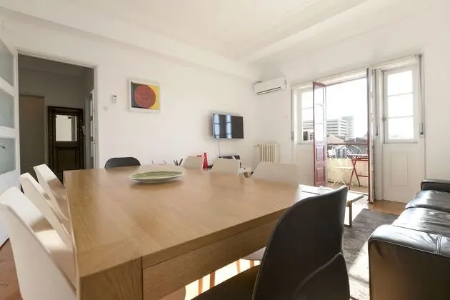 Apart Daire, 4 Yatak Odası, Balkon, Şehir Manzaralı