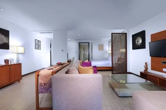 Süit, 1 Yatak Odası, Kısmi Deniz Manzarası