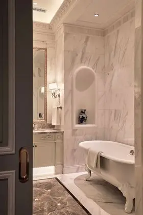 City Tek Büyük Yataklı Oda