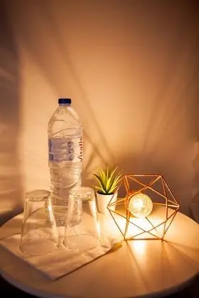 Tek Büyük Yataklı Oda, Ortak Banyo