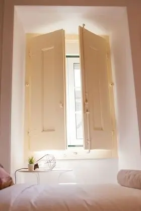 Tek Büyük Yataklı Oda, Ortak Banyo