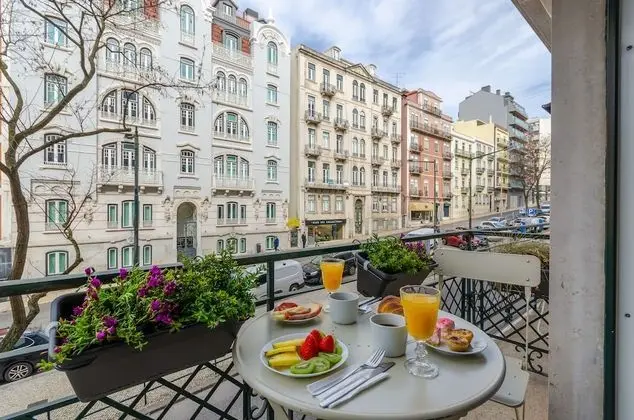 Tek Büyük Yataklı Oda, Balkon