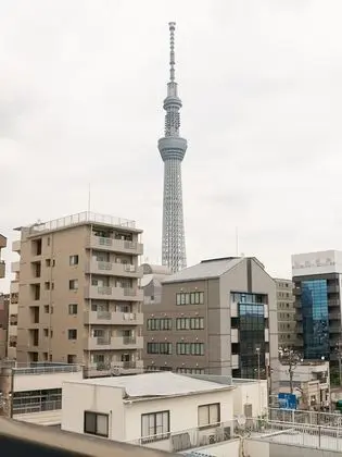 Dört Kişilik Oda, Balkon