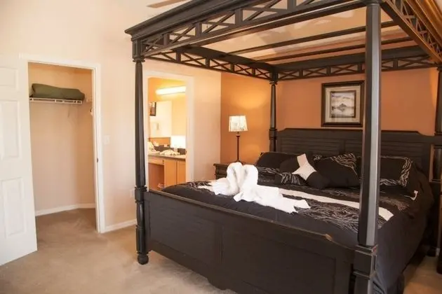 Family Villa, Kişiye Özel Havuzlu, Bahçeli