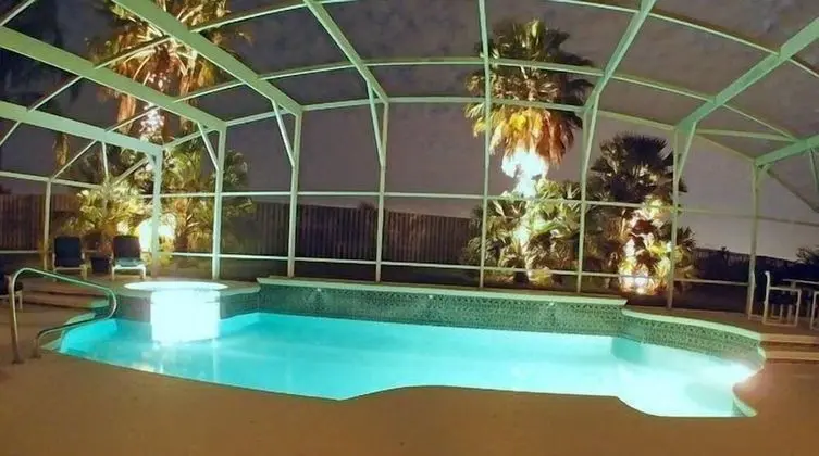 Family Villa, Sıcak Su Havuzu, Bahçeli