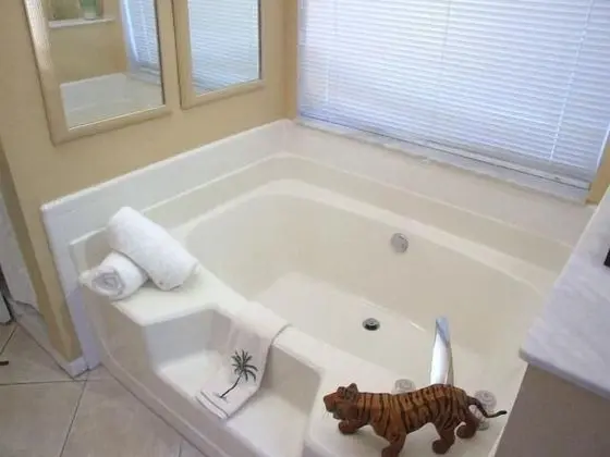 Family Villa, Sıcak Su Havuzu, Bahçeli