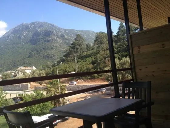 Standart Oda, Dağ veya Havuz Manzaralı, 1. Kat